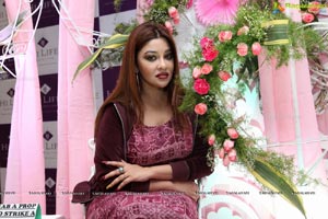 Payal Ghosh at Hi-Life Exhibition 