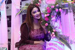 Payal Ghosh at Hi-Life Exhibition 