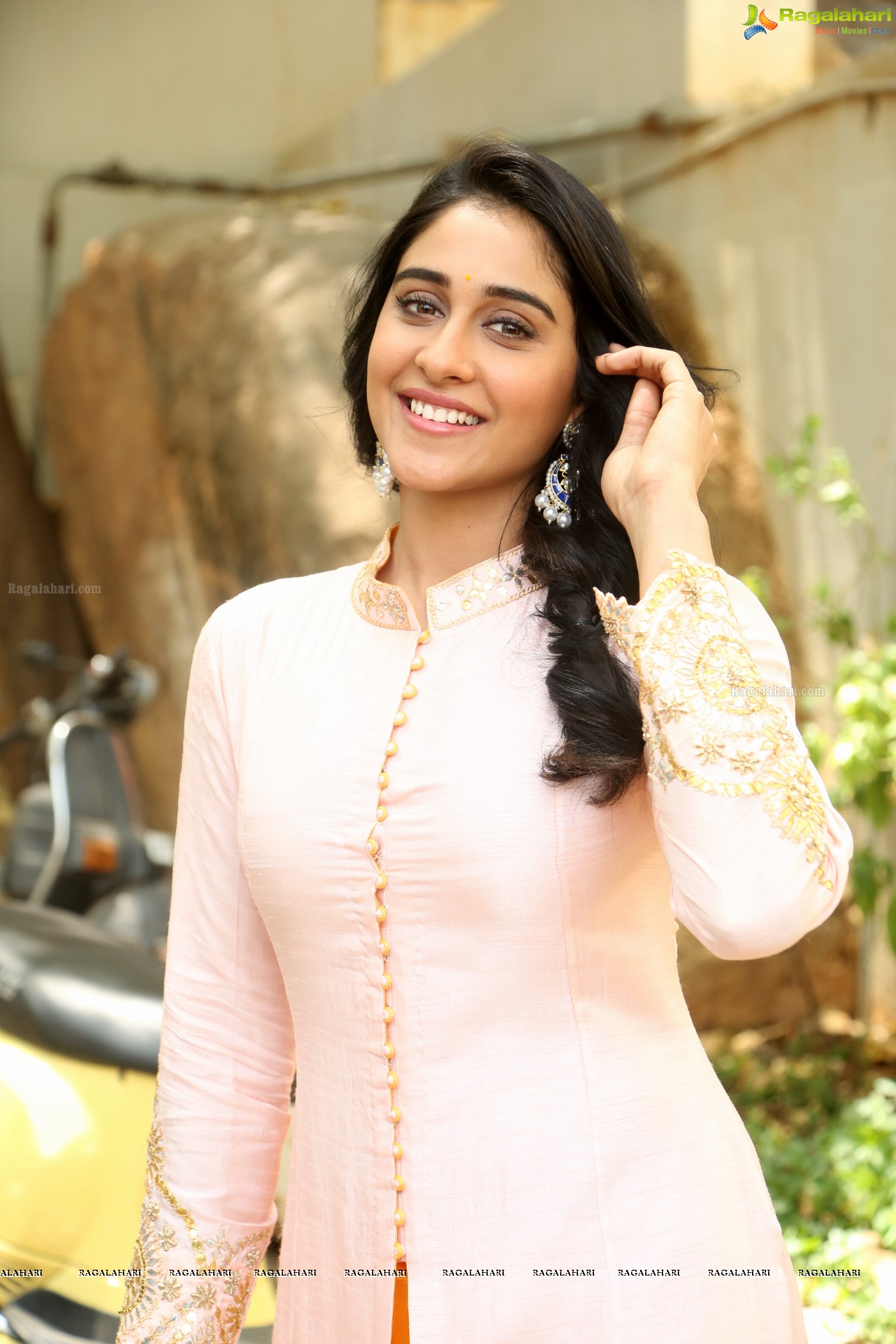 Regina Cassandra (Posters)