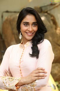 Regina Cassandra