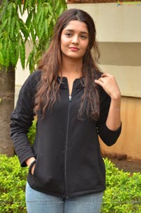 Ritika Mohan Singh Saala Khadoos