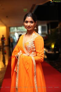 Sandhya Raju