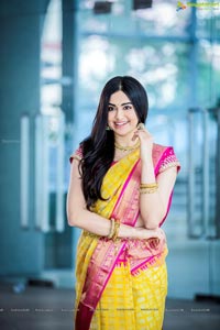 Adah Sharma