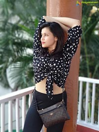 Mannara Chopra