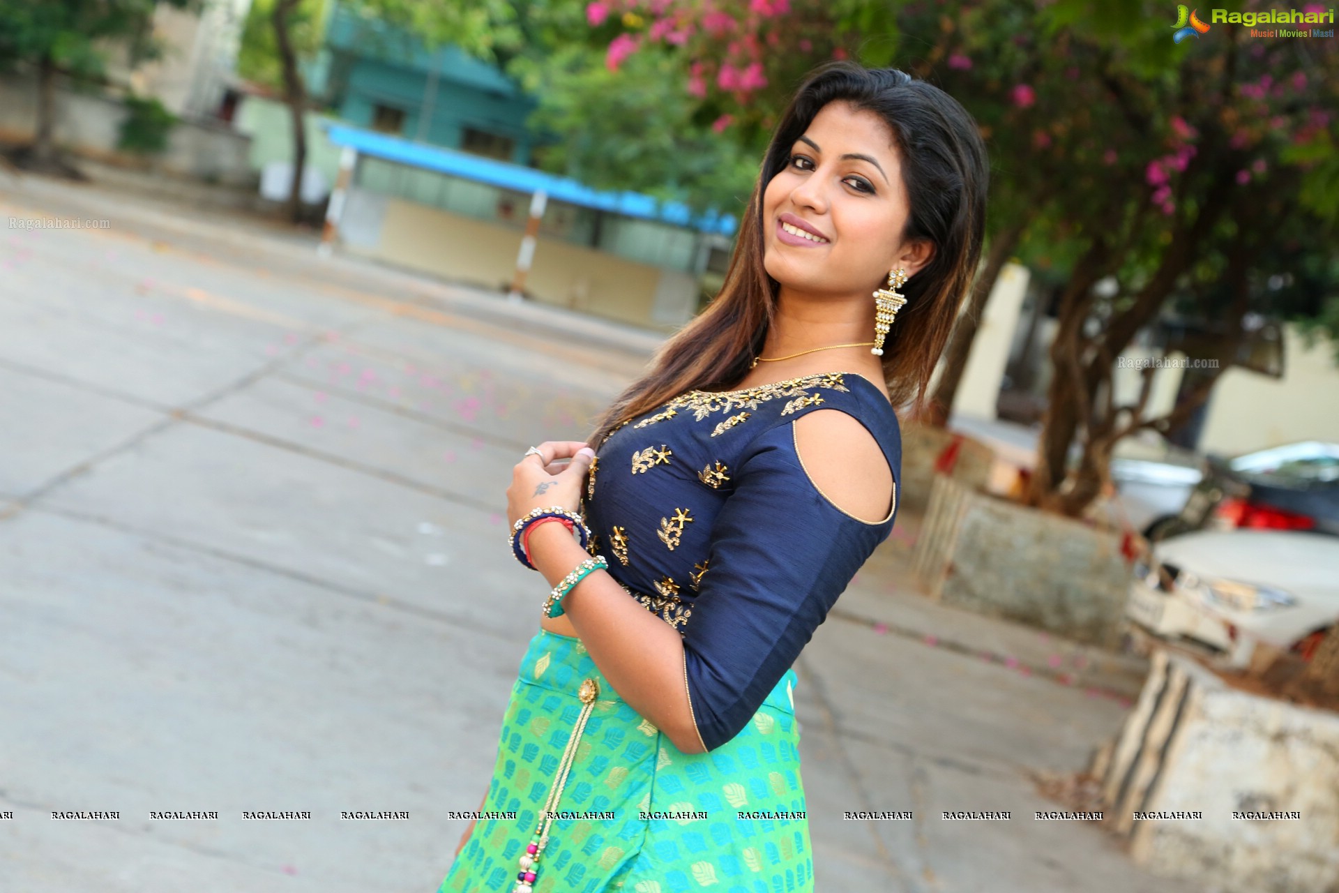 Geethanjali Thasya at Weaves of India Expo (High Definition)