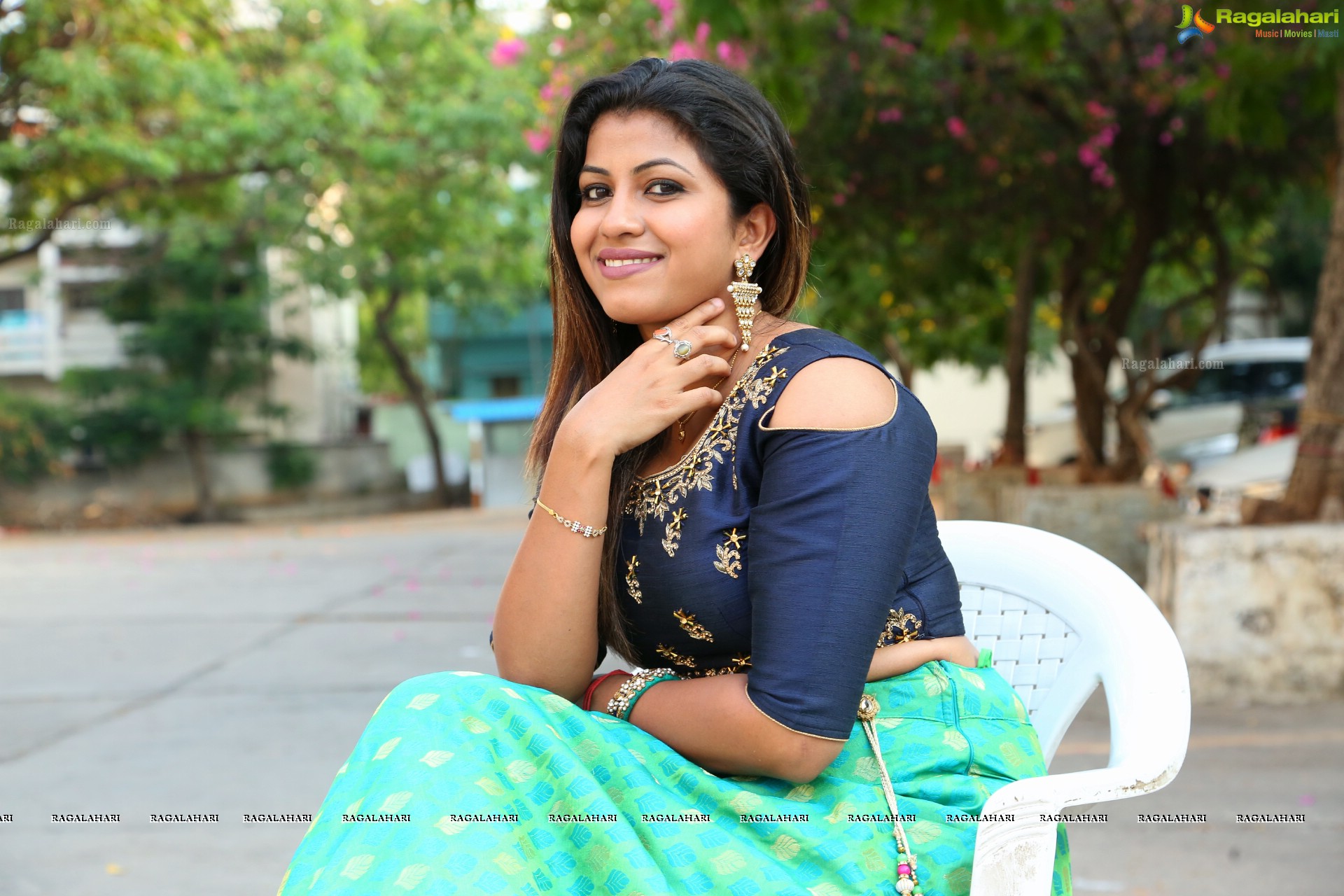 Geethanjali Thasya at Weaves of India Expo (High Definition)