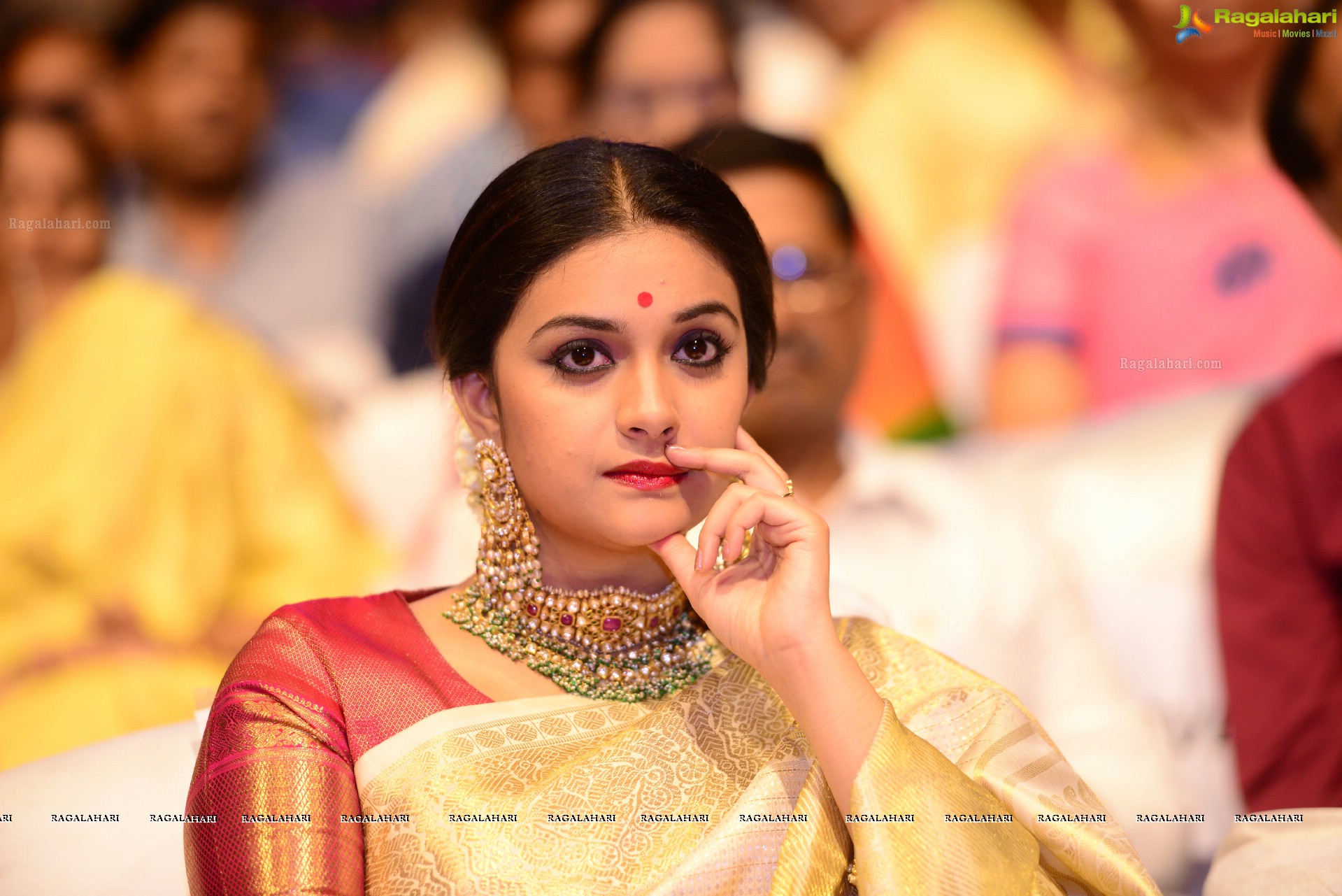 Keerthy Suresh at Mahanati Audio Release (High Definition)