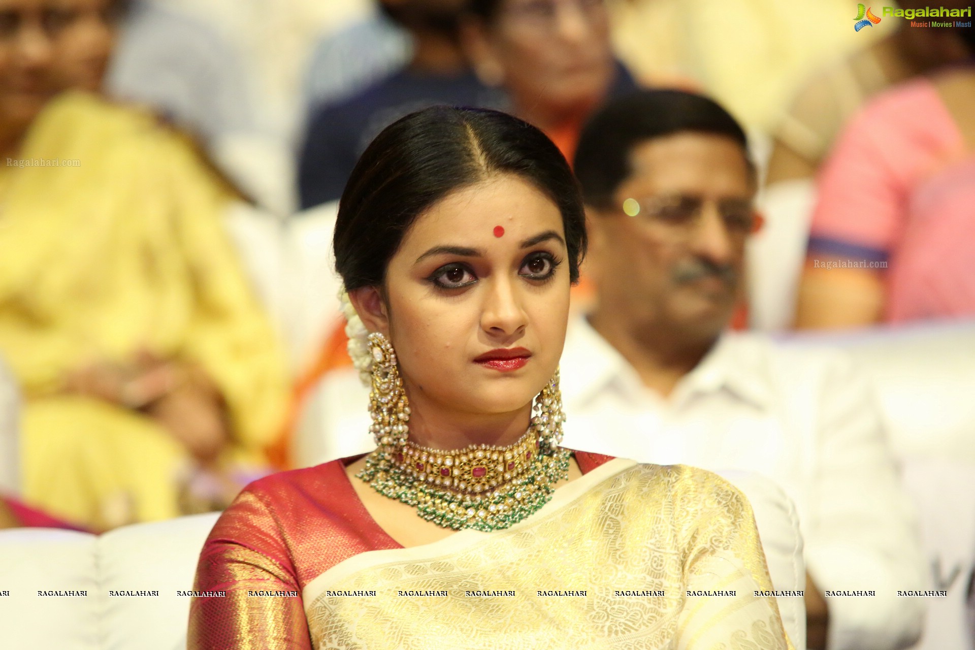 Keerthy Suresh at Mahanati Audio Release (High Definition)