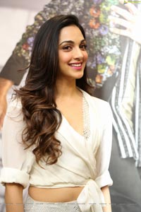 Bollywood Kiara Alia Advani