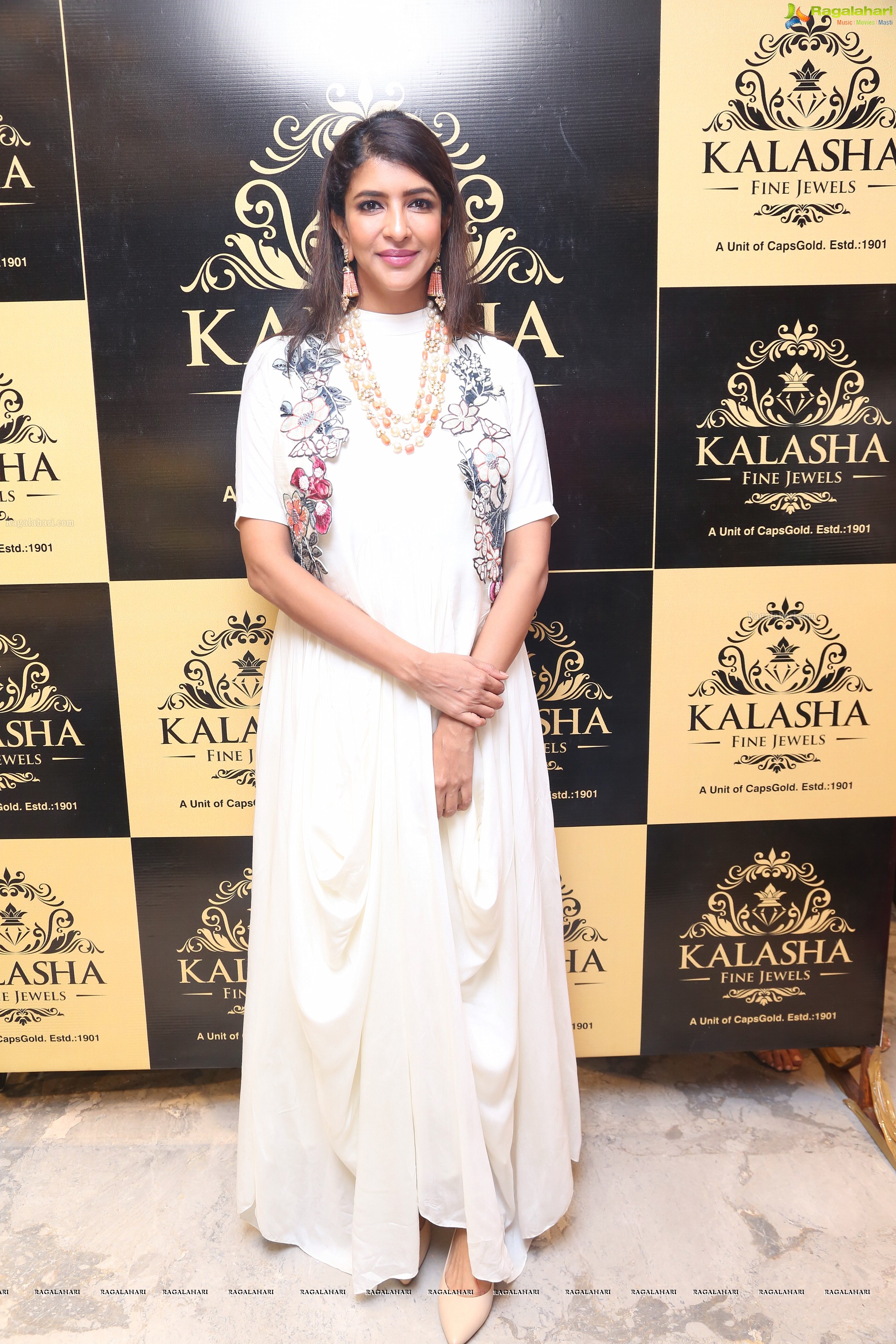 Lakshmi Manchu at Kalasha Fine Jewels 1st Anniversary - HD Gallery
