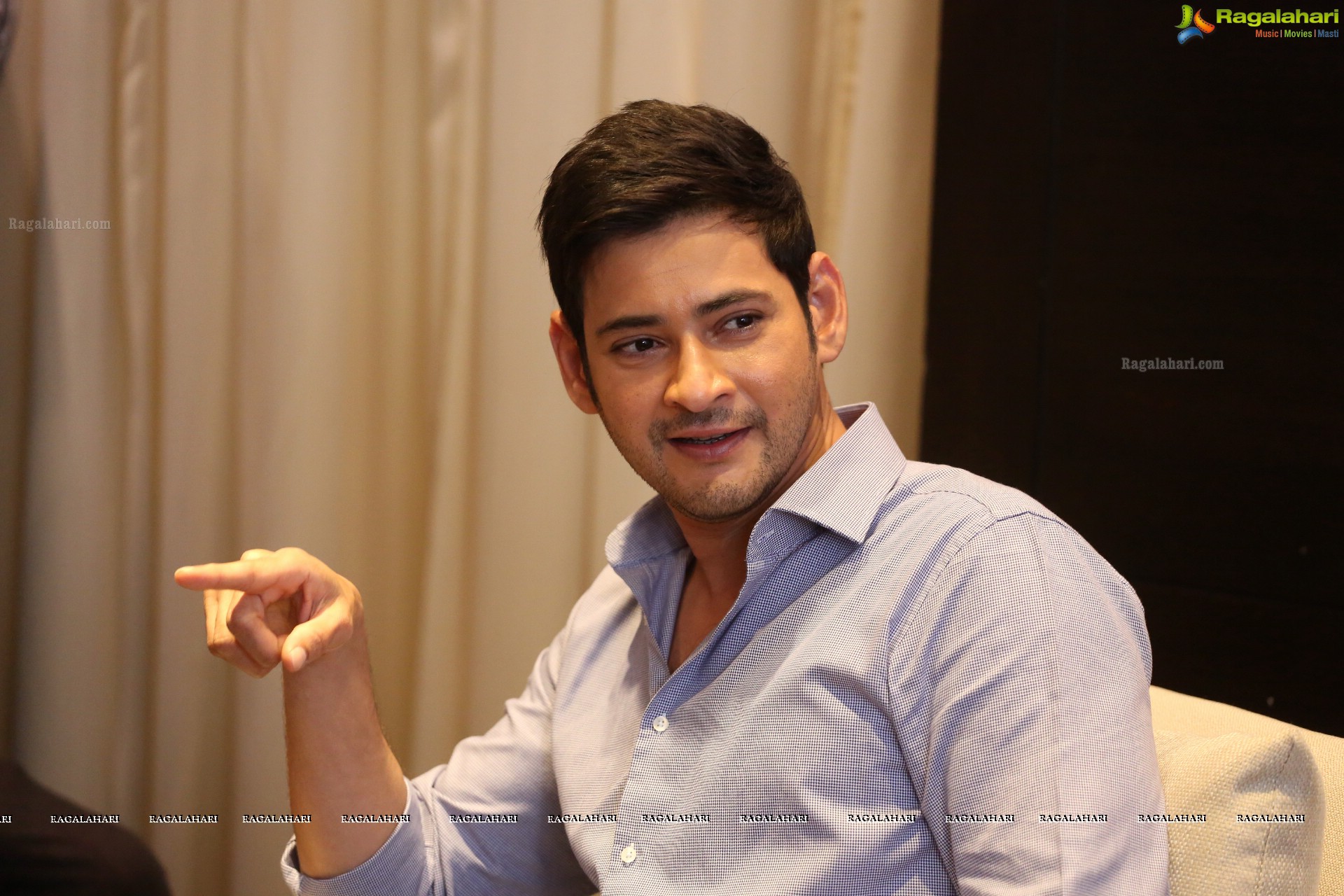 Mahesh Babu at Bharat Ane Nenu Interview (High Definition)