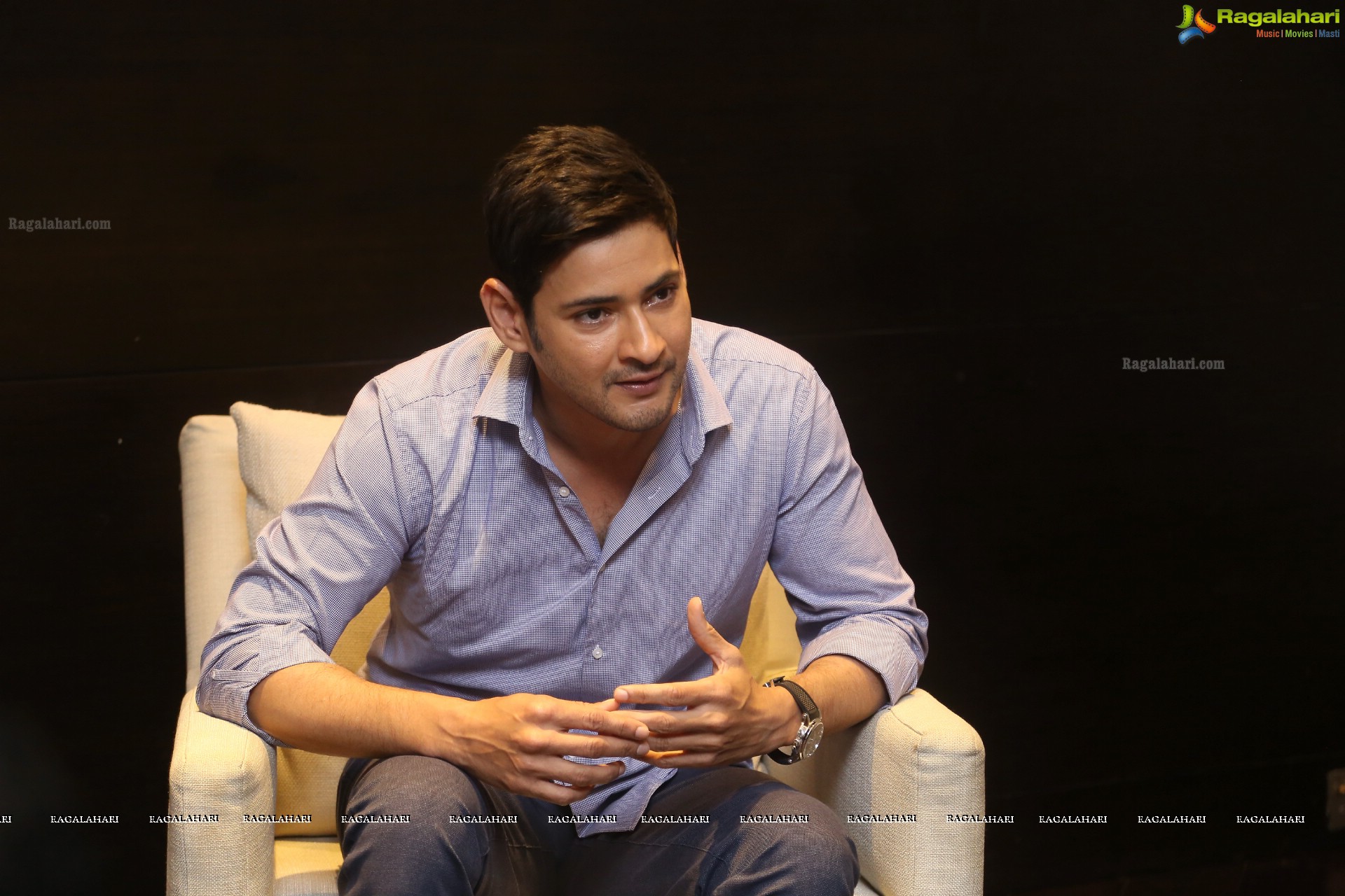 Mahesh Babu at Bharat Ane Nenu Interview (High Definition)