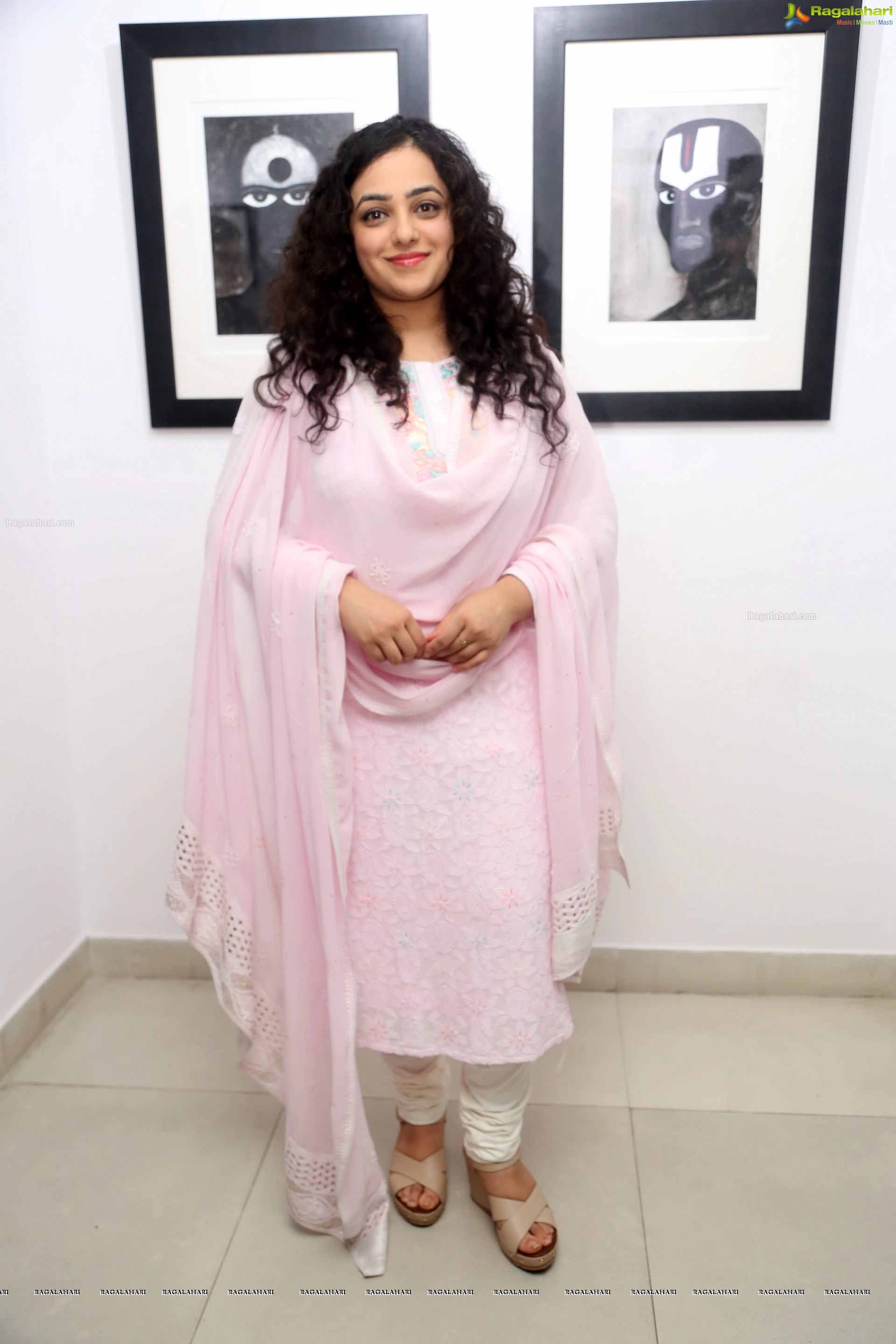 Nithya Menen at Gaze - Solo Show by Gnana Shekar VS (High Definition)