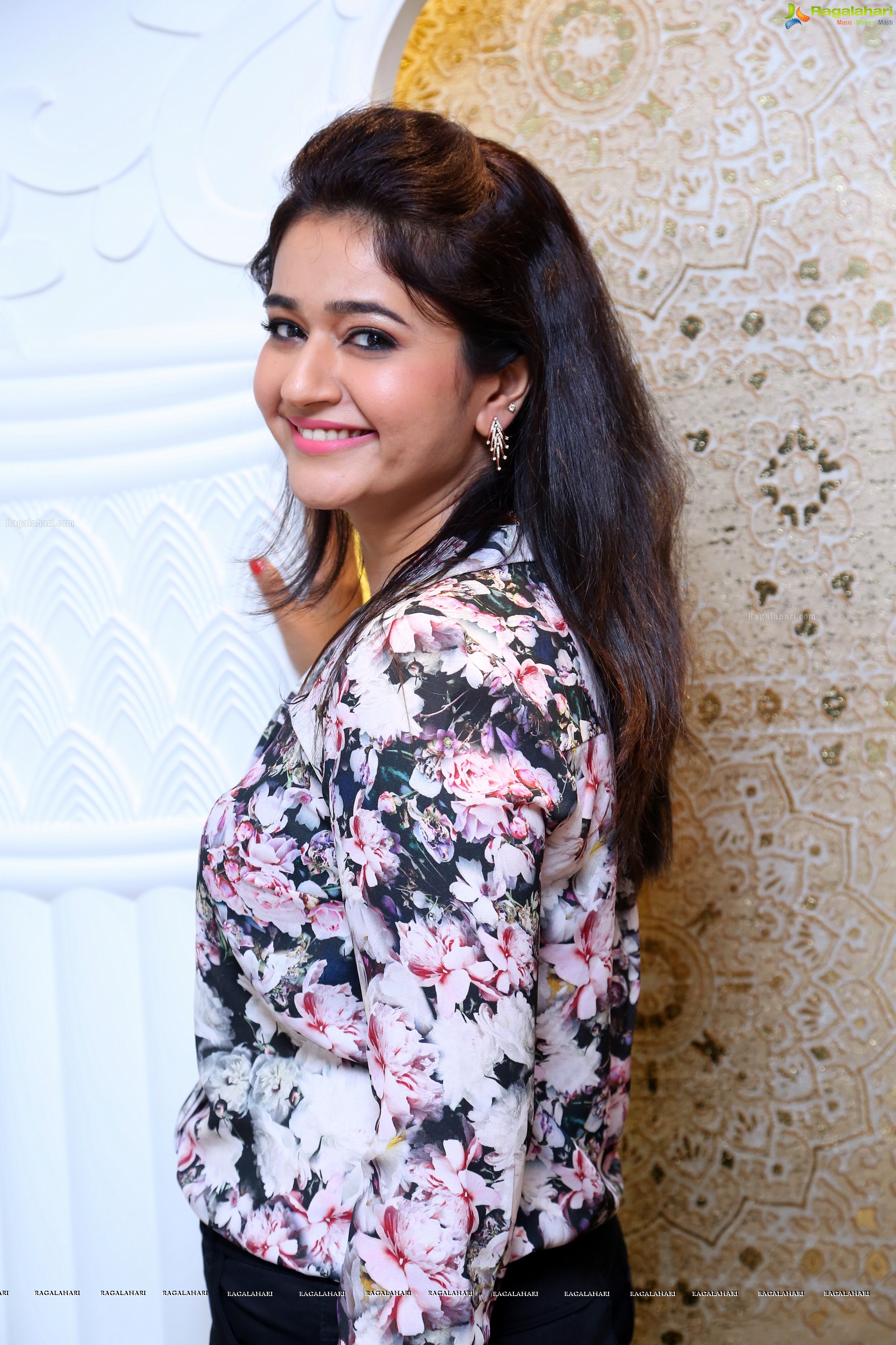 Poonam Bajwa at Kalasha Fine Jewels 1st Anniversary - HD Gallery