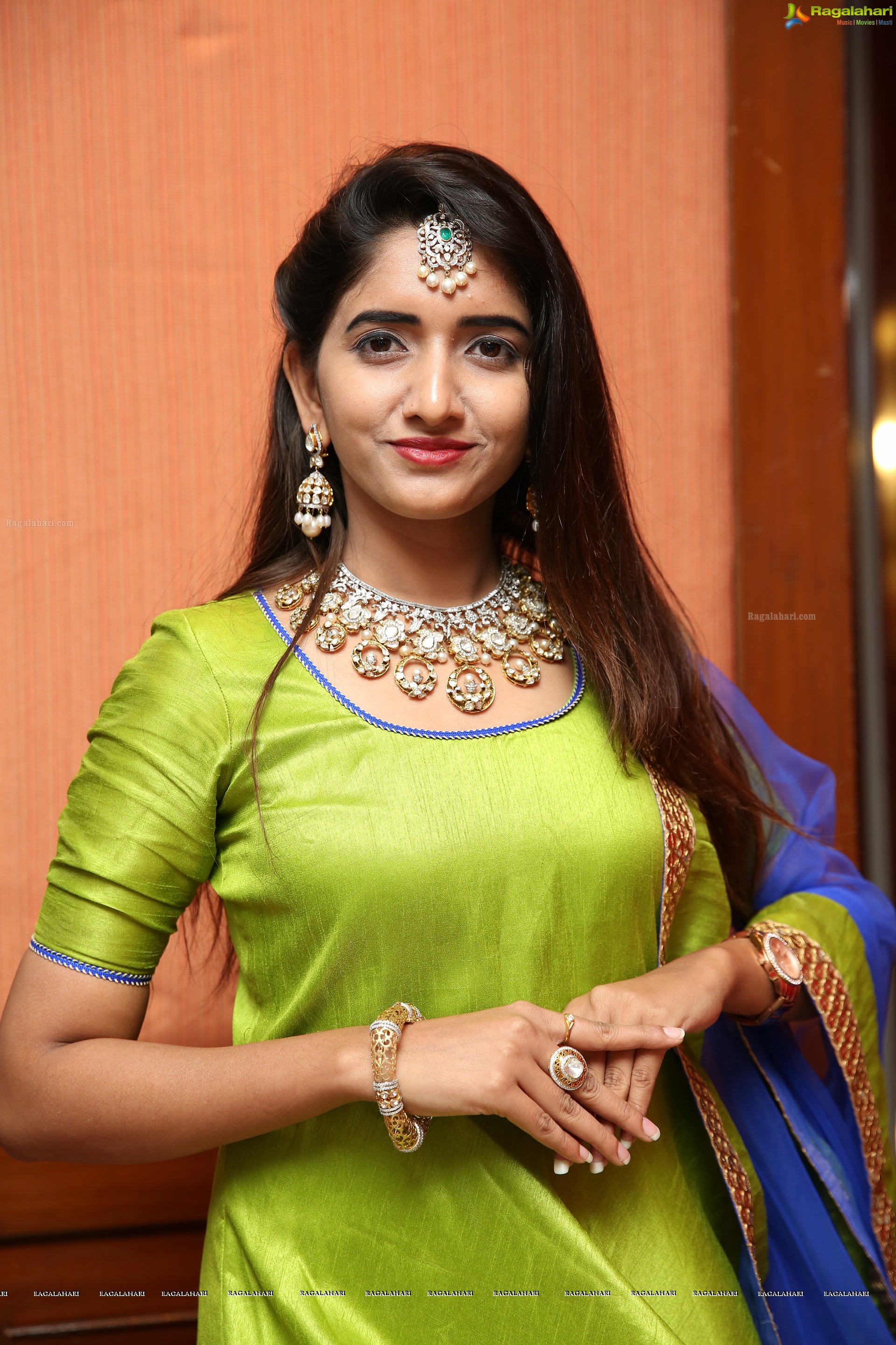 Priya Murthy at 56th Edition of The Jewellery Expo at Taj Krishna (High Definition)