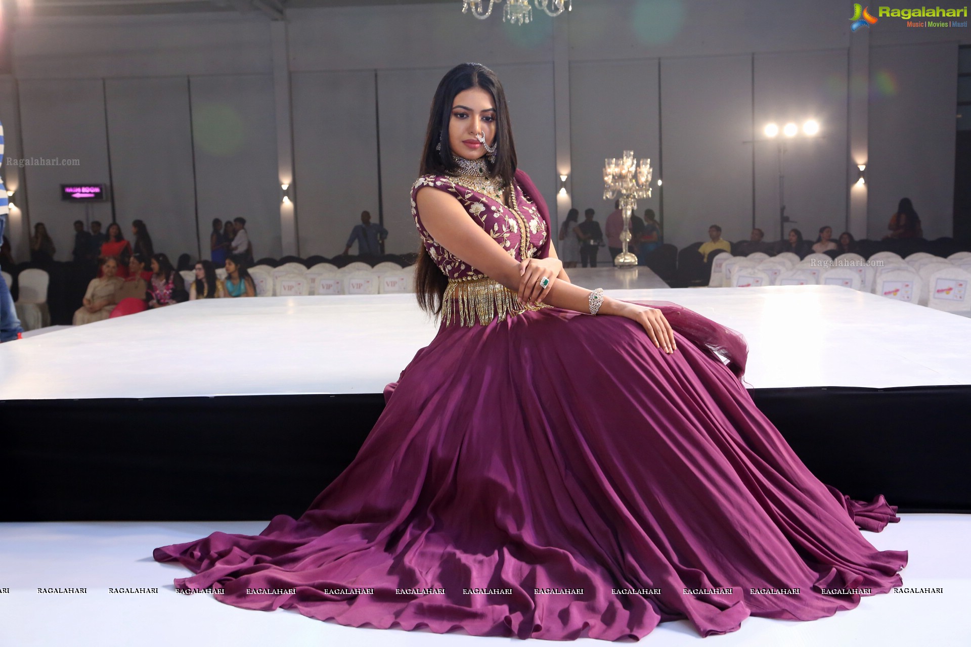 Shivani Rajashekar at Fashion Ramp Walk by Rotary Club of Hyderbad Deccan (High Definition)