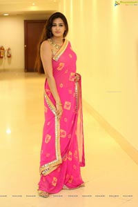 Telugu Actress Swetha Jadhav 