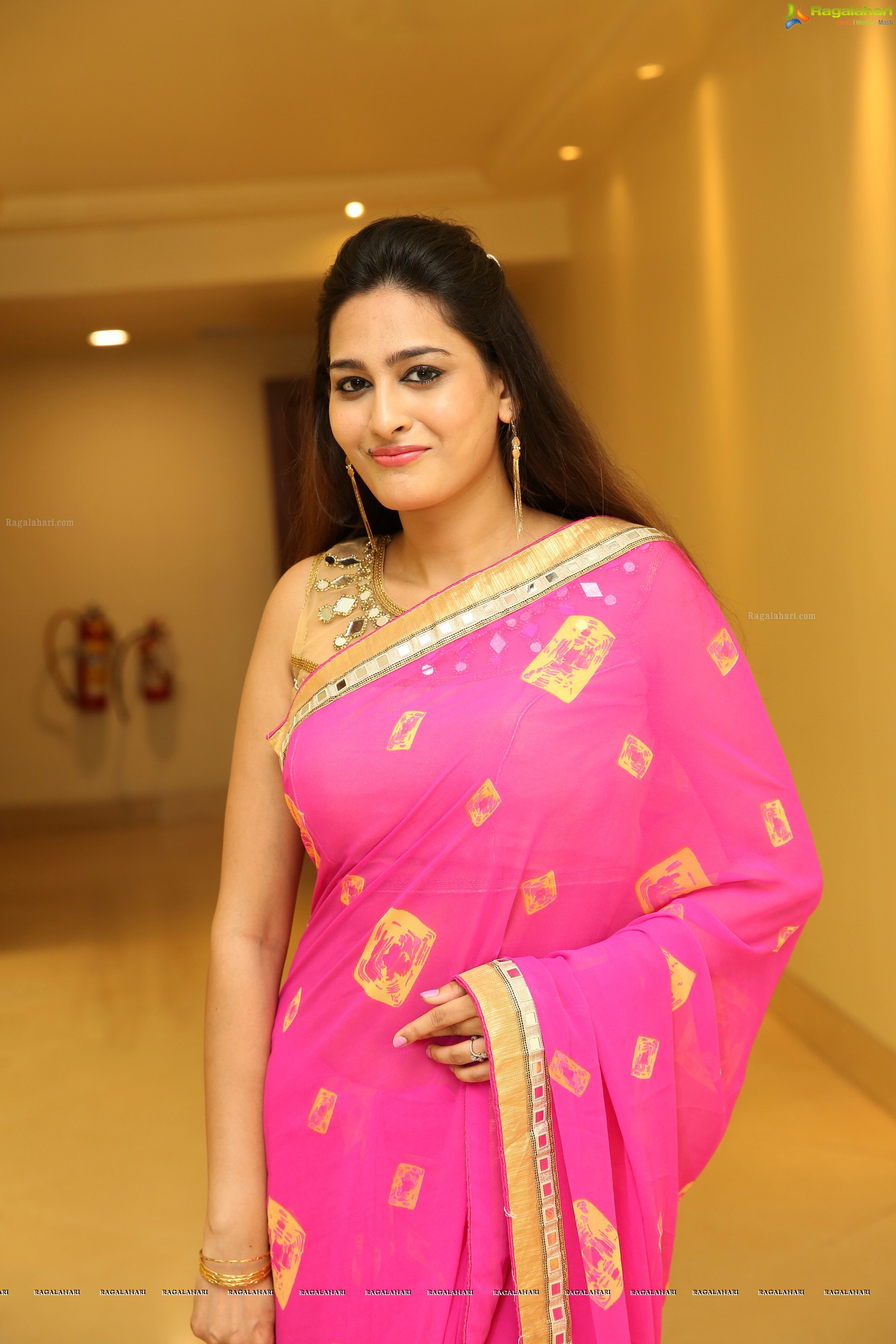 Swetha Jadhav @ Trendz Expo Launch - HD Gallery