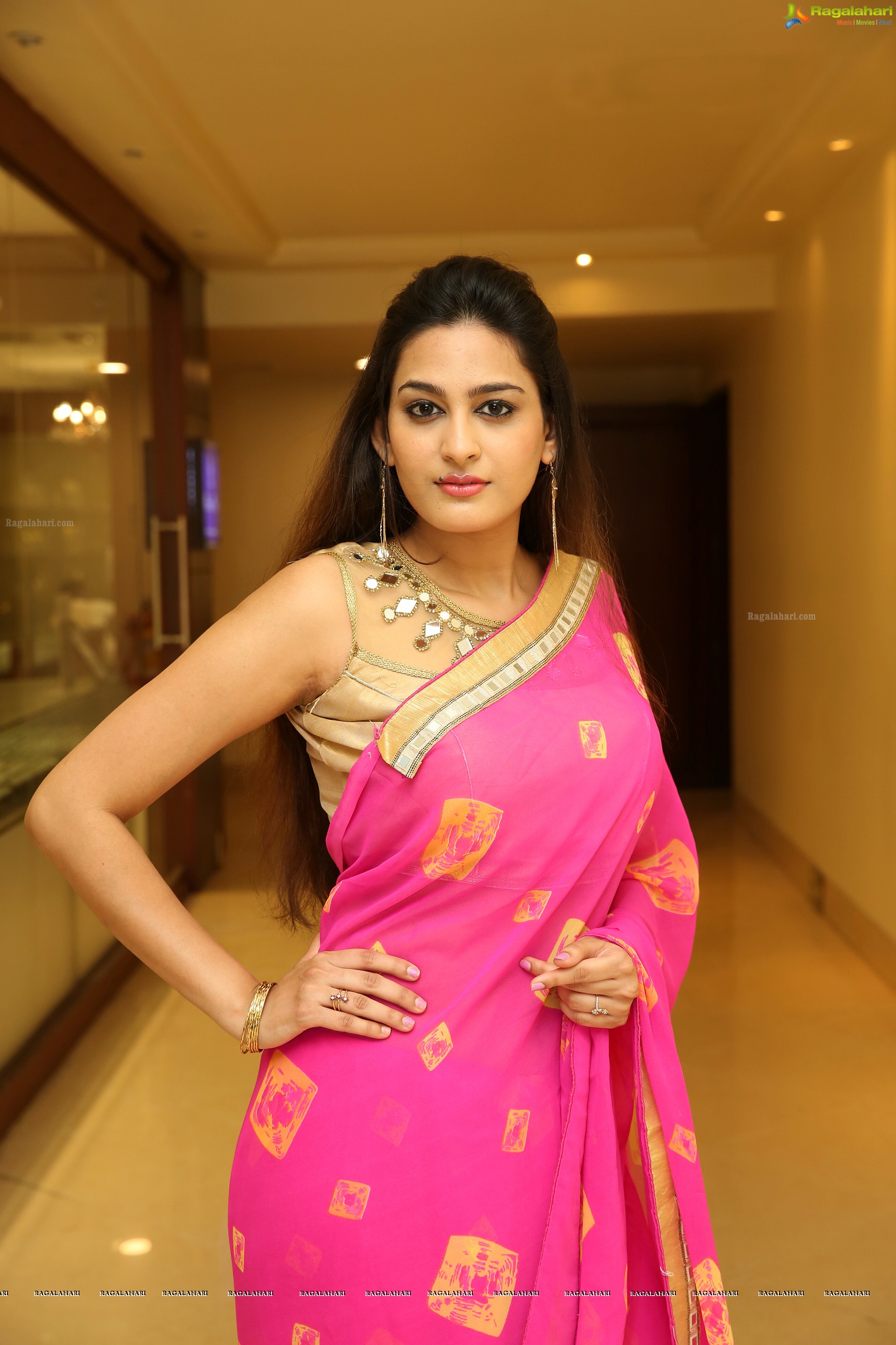 Swetha Jadhav @ Trendz Expo Launch - HD Gallery