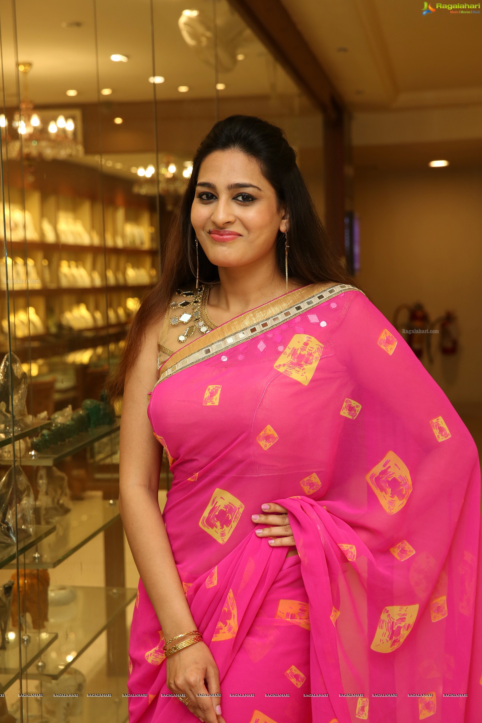 Swetha Jadhav @ Trendz Expo Launch - HD Gallery