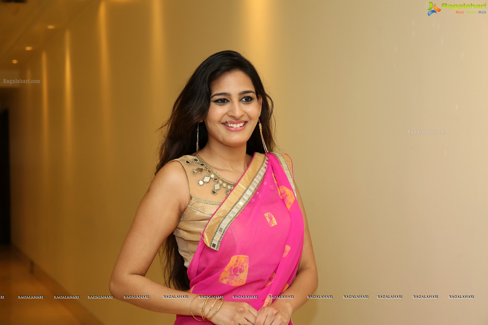 Swetha Jadhav @ Trendz Expo Launch - HD Gallery