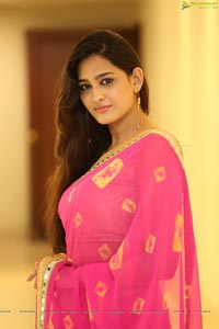 Telugu Actress Swetha Jadhav 