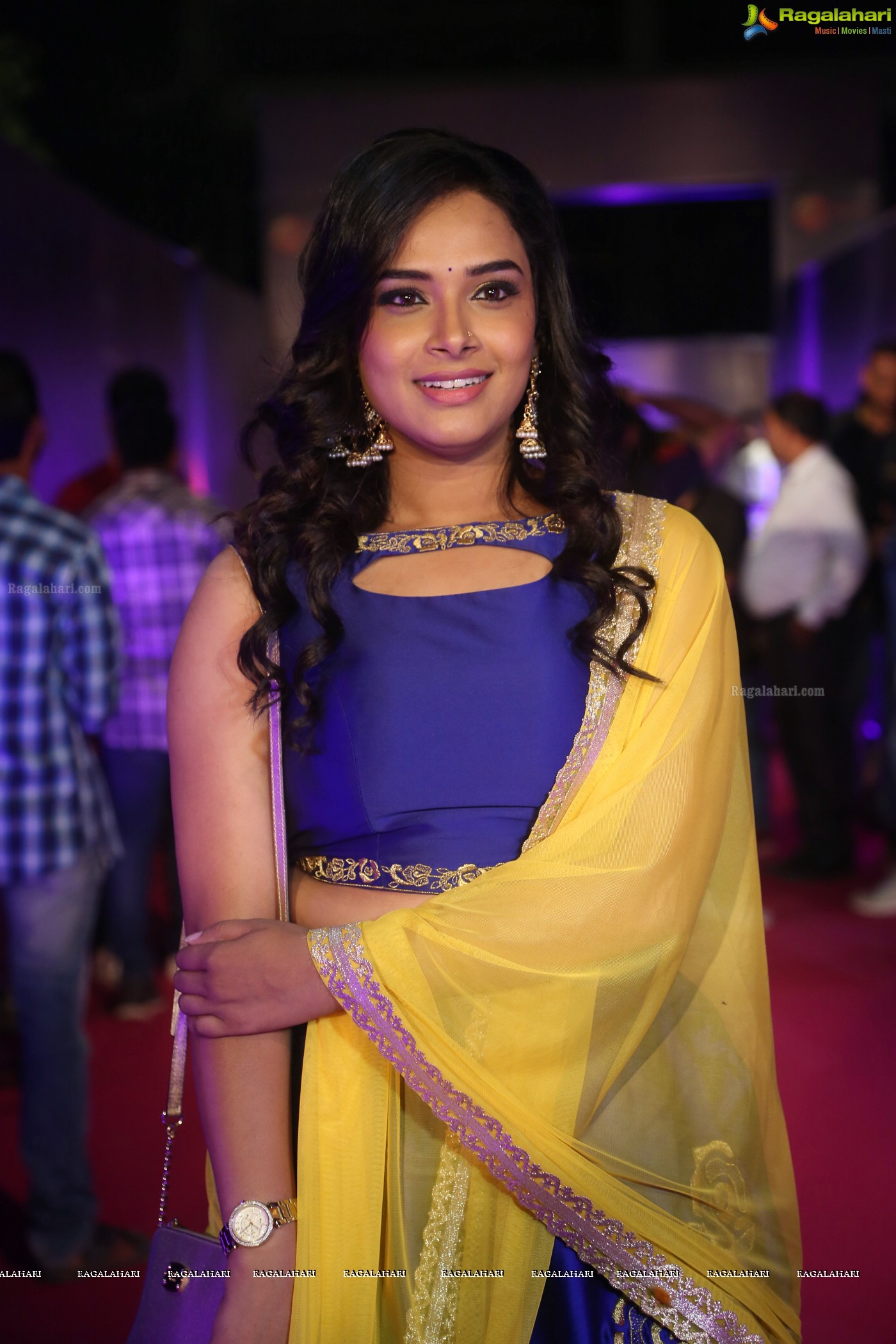 Hari Teja at Zee Apsara Awards 2018 (Posters)