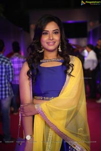 Hari Teja @ Zee Apsara Awards