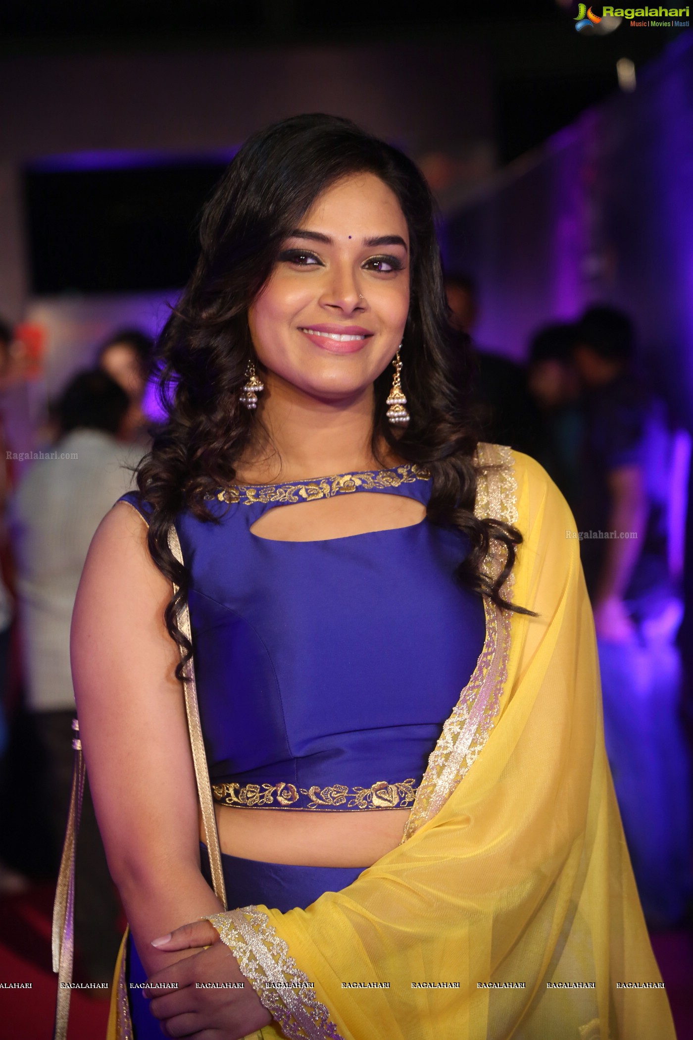 Hari Teja at Zee Apsara Awards 2018 (Posters)