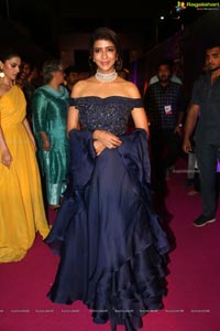 Lakshmi Manchu @ Zee Apsara Awards