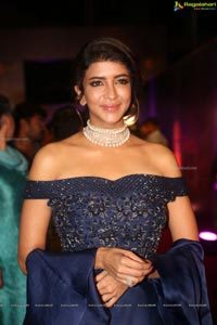 Lakshmi Manchu @ Zee Apsara Awards