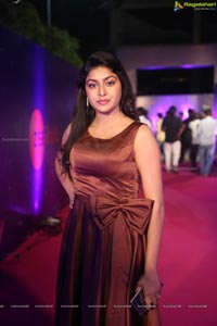 Sai Akshatha @ Zee Apsara Awards 2018