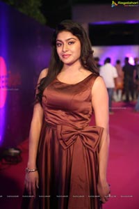 Sai Akshatha @ Zee Apsara Awards 2018