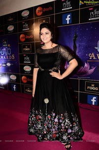 Sree Mukhi @ Zee Apsara Awards 2018