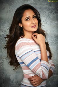 Pragya Jaiswal Ragalahari