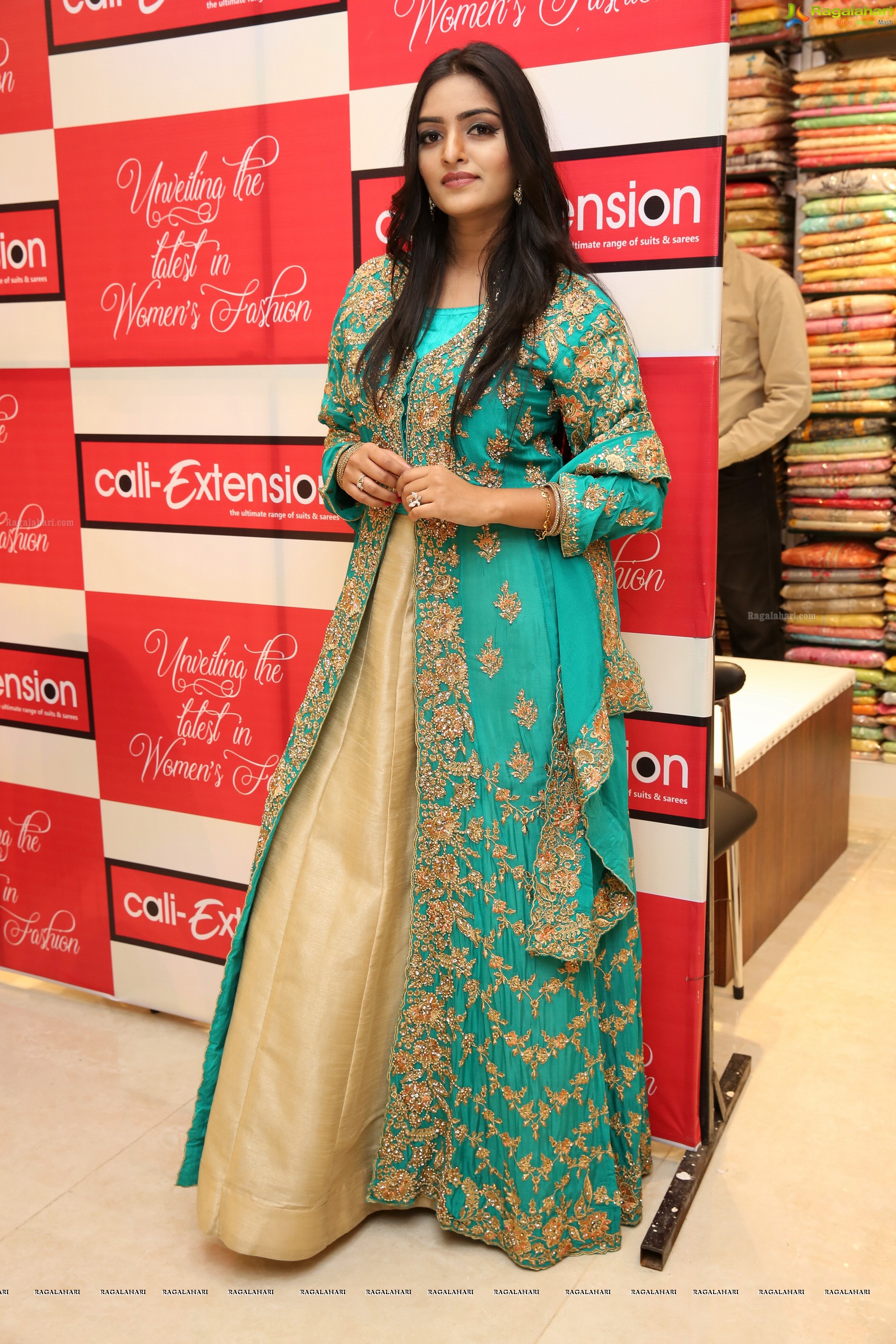 Heena Farheen @ Cali-Extension Launch - HD Gallery