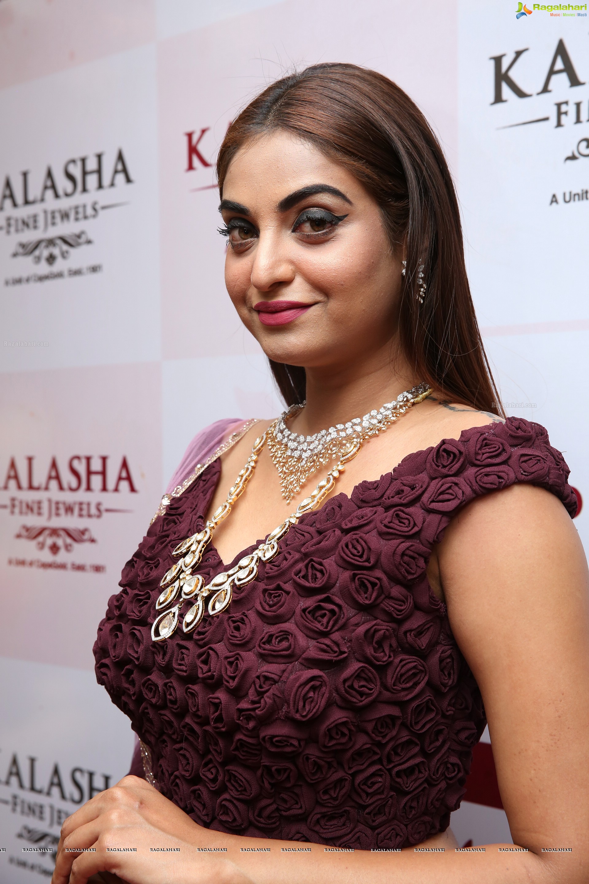 Sharon Fernandes @ Kalasha Fine Jewels 2nd Anniversary Celebrations & Fashion Show - HD Gallery