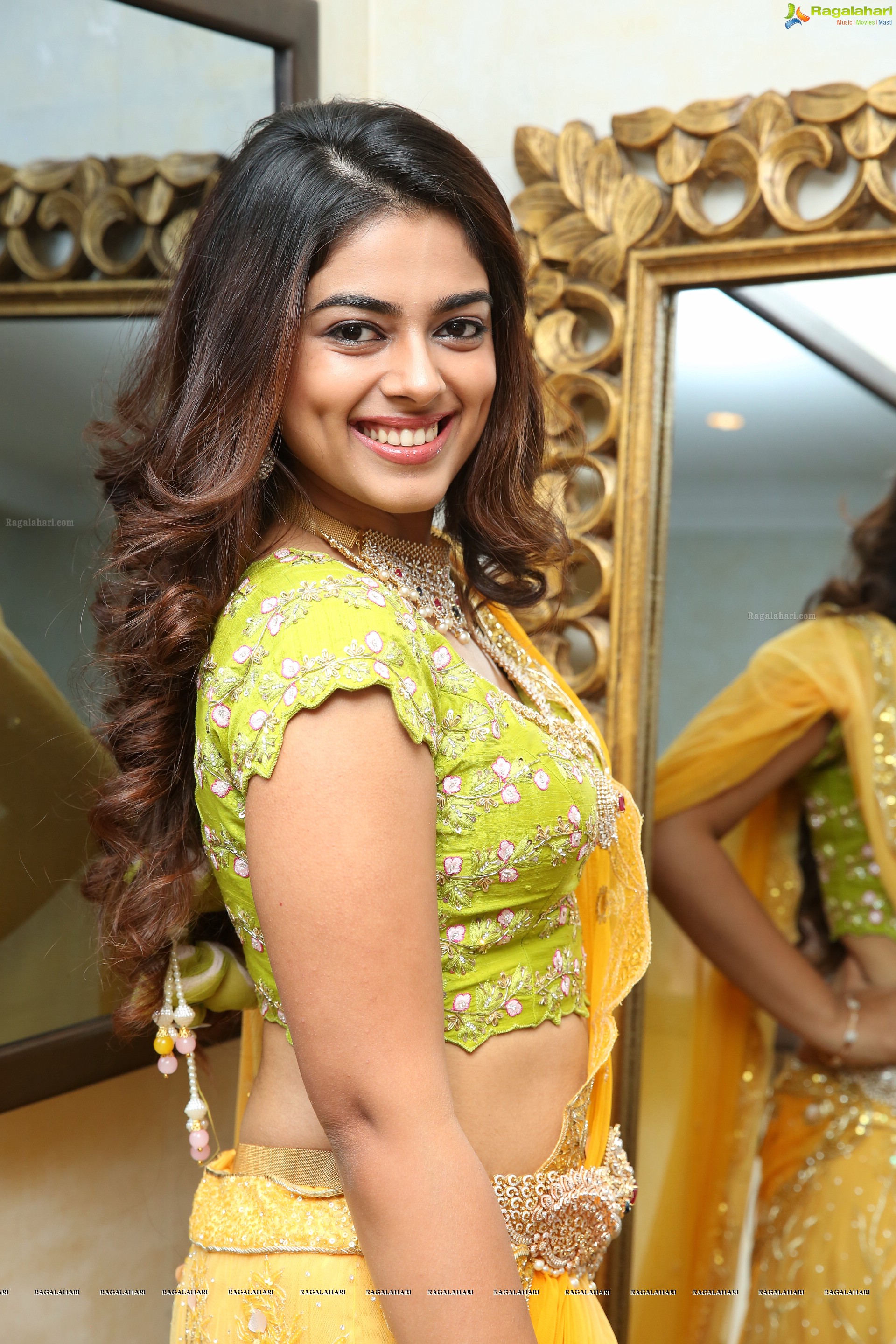 Siddhi Idnani @ Kalasha Fine Jewels 2nd Anniversary Celebrations & Fashion Show - HD Gallery