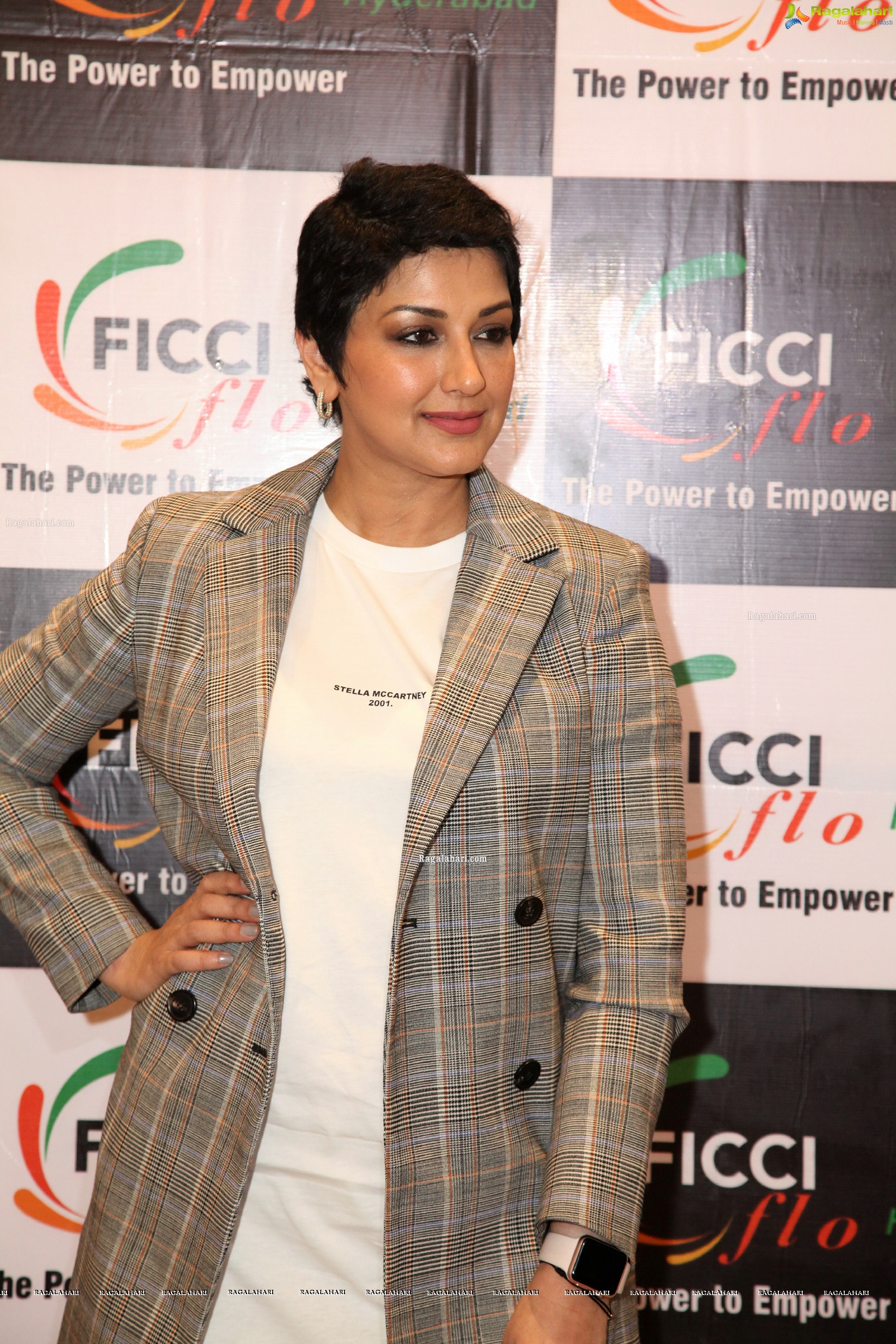 Sonali Bendre at FICCI FLO Press Conference  - HD Gallery