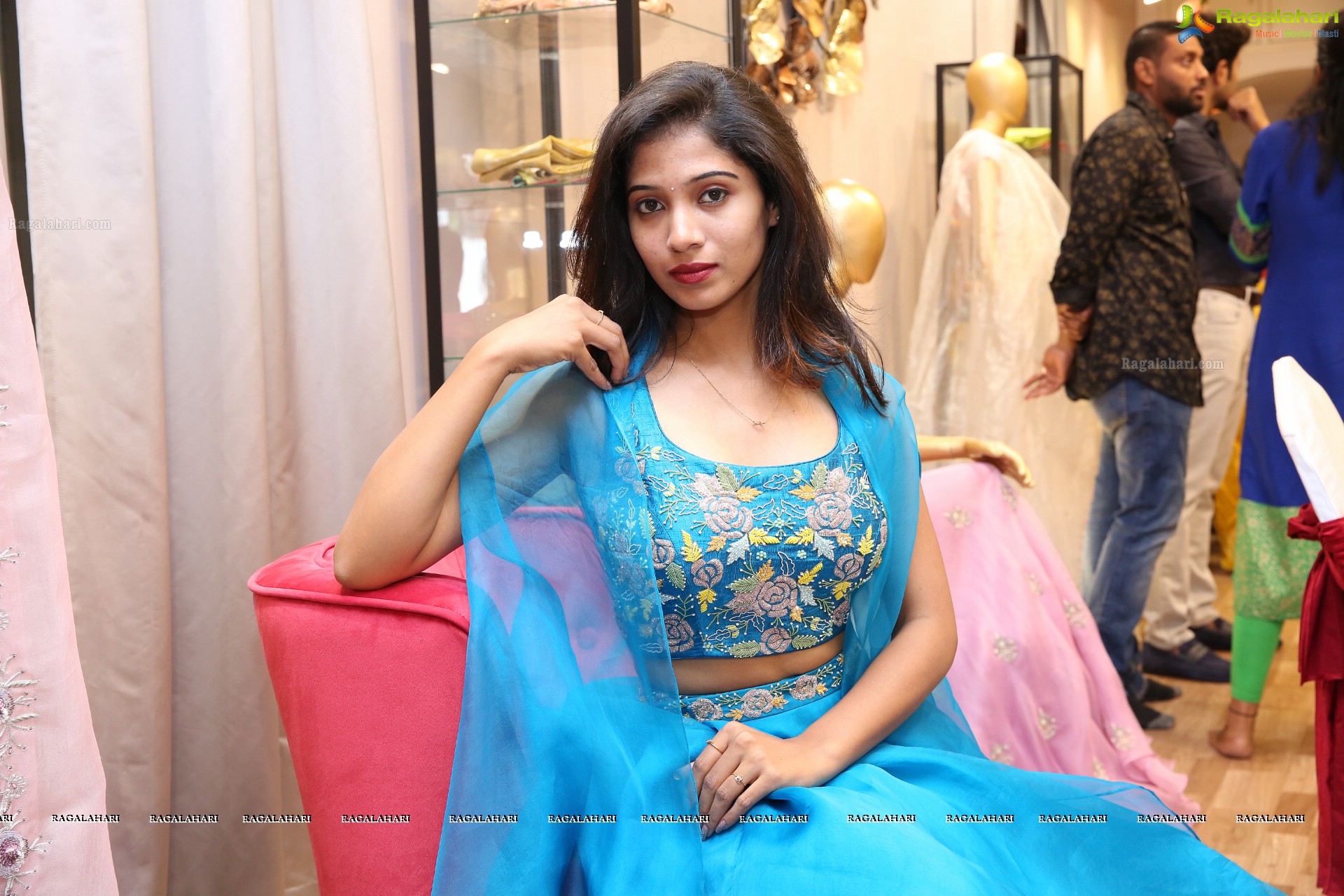 Swetha Mathi @ Sowmya Akuri Designer Studio Launch - HD Gallery