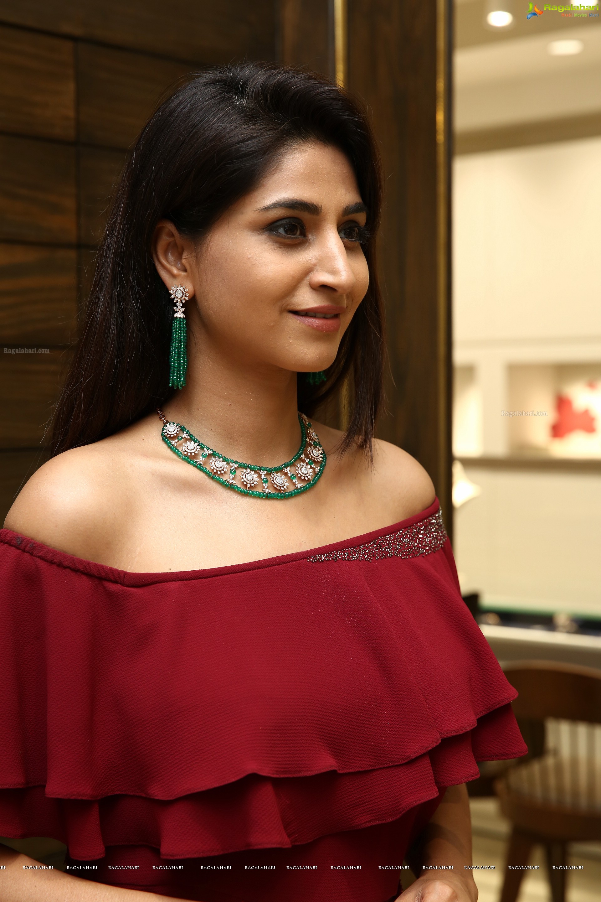 Varshini Sounderajan @ Aalayam Collection Launch at PMJ Jewels - HD Gallery