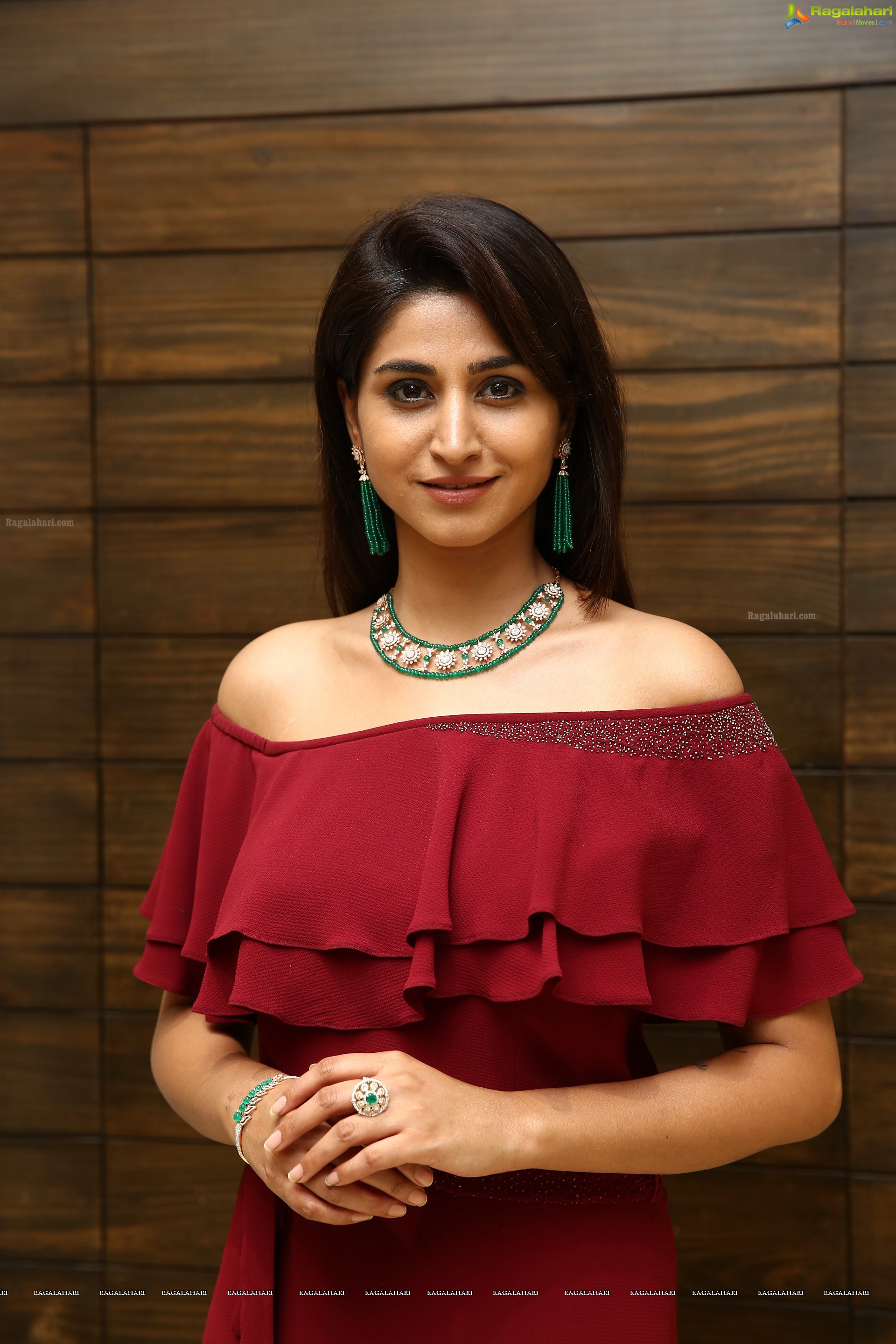 Varshini Sounderajan @ Aalayam Collection Launch at PMJ Jewels - HD Gallery