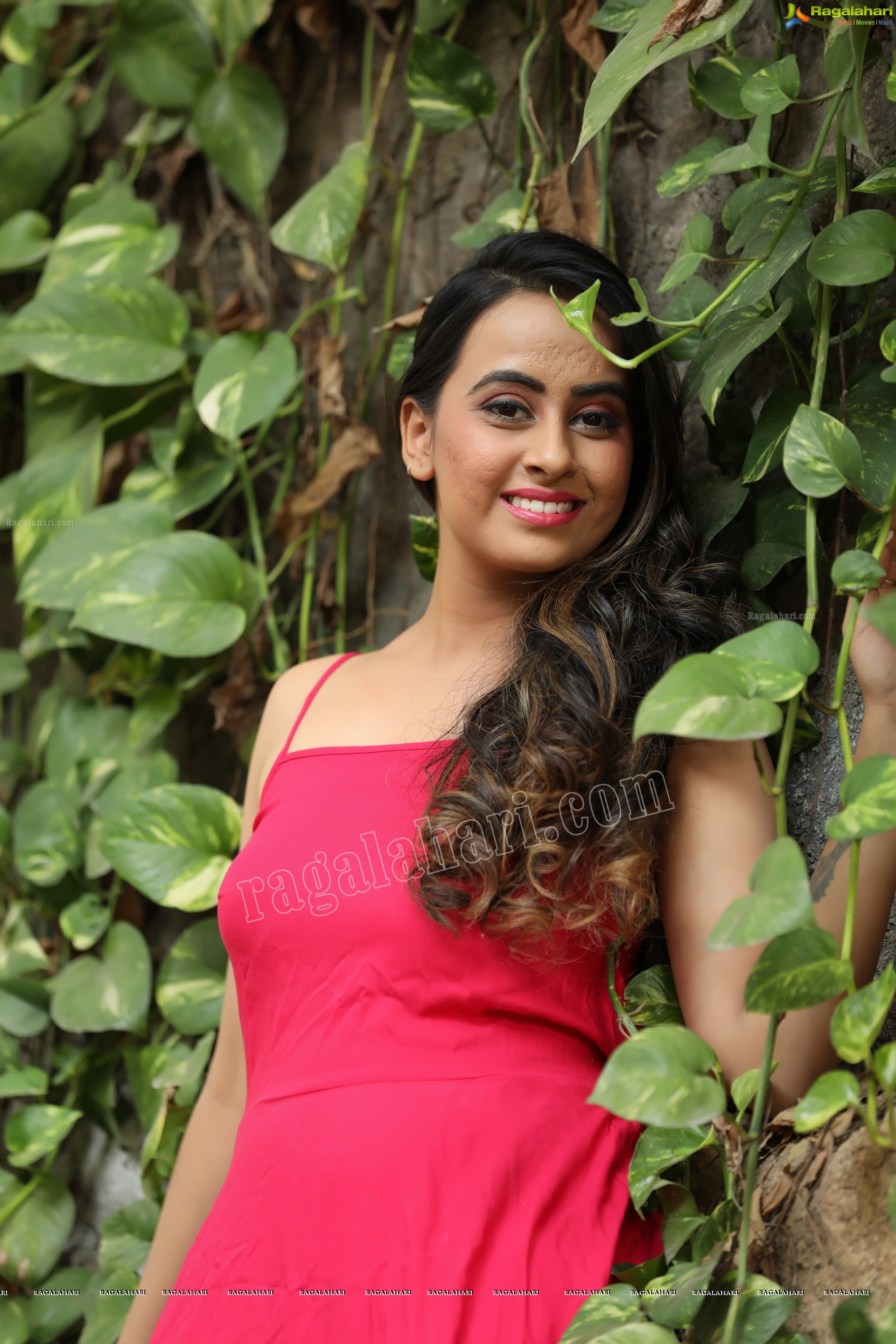 Ameeksha Pawar (Exclusive Photo Shoot) (High Definition Photos)