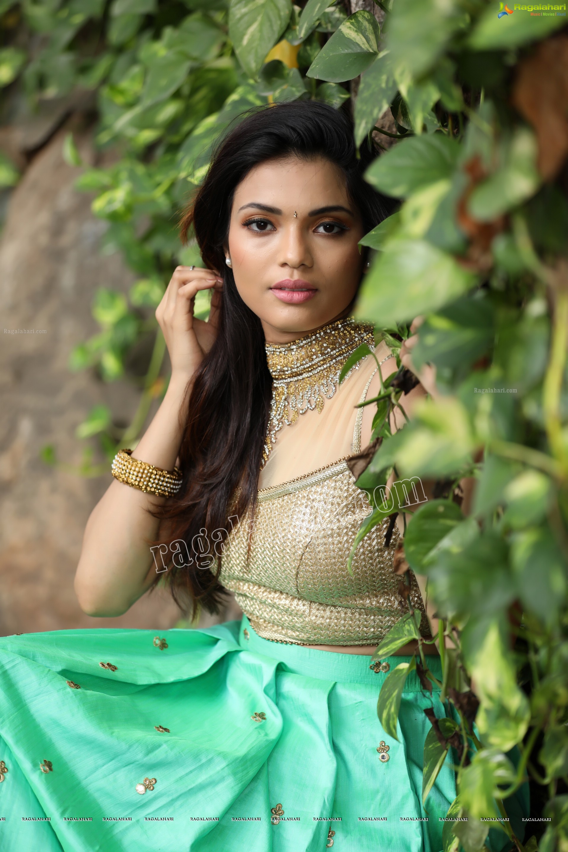 Sahithi Jadi (Exclusive Photo Shoot) (High Definition Photos)