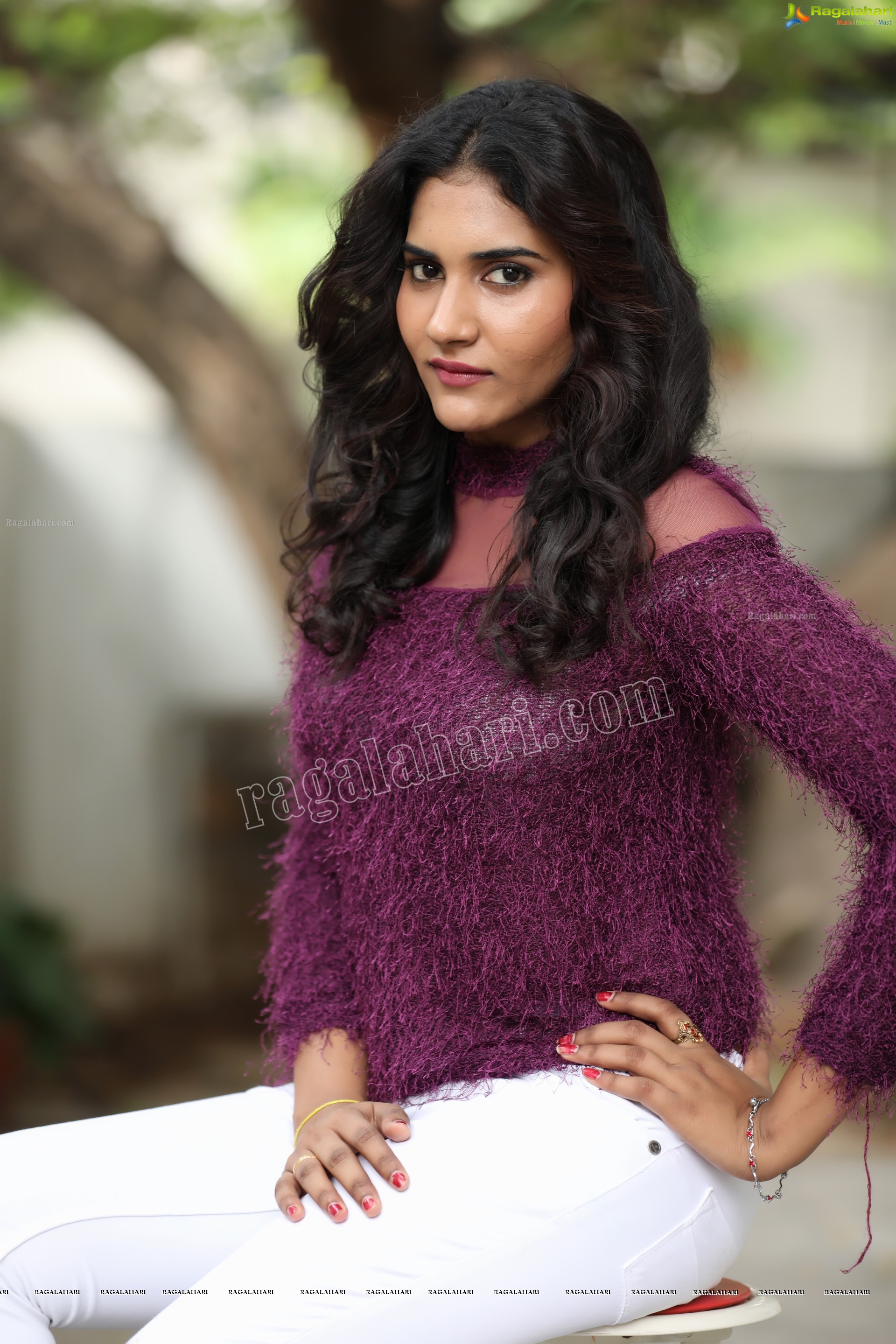 Swapna Sweety (Exclusive Photo Shoot) (High Definition Photos)