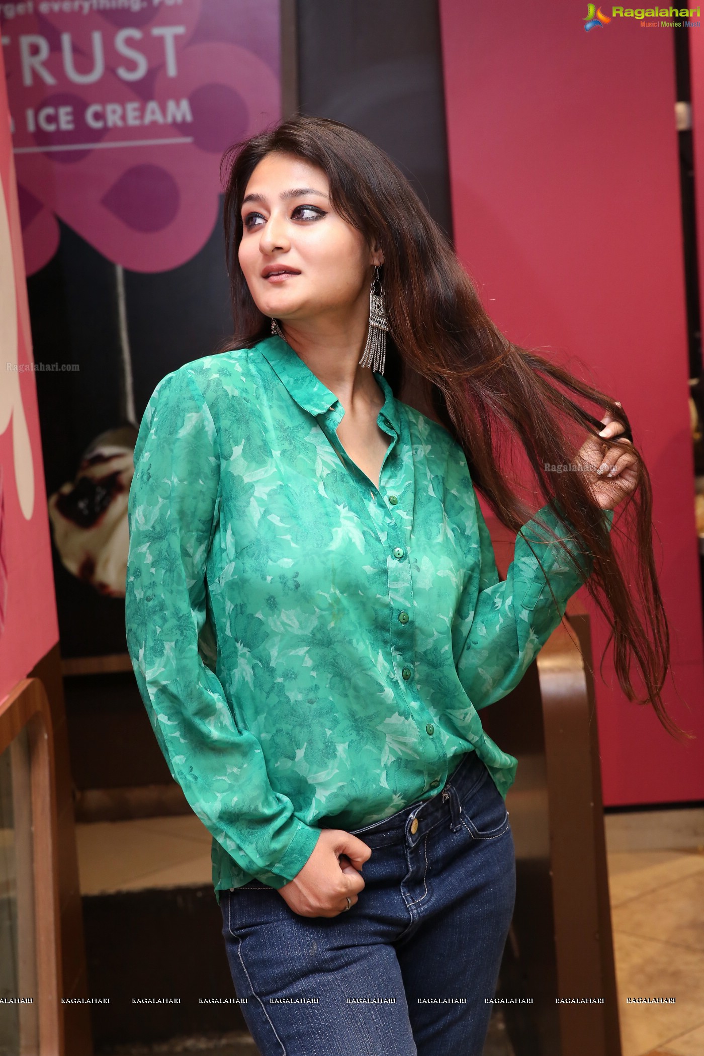 Nilofer Haidry (Posters) @ 'Mr.Alphonso', Summer Special Ice Cream Launch at Cream Stone