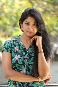 Yagna Shetty 