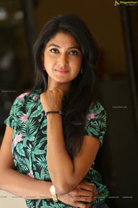 Yagna Shetty 