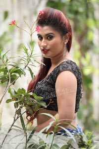 Gunnjan Aras Exclusive HD Photos